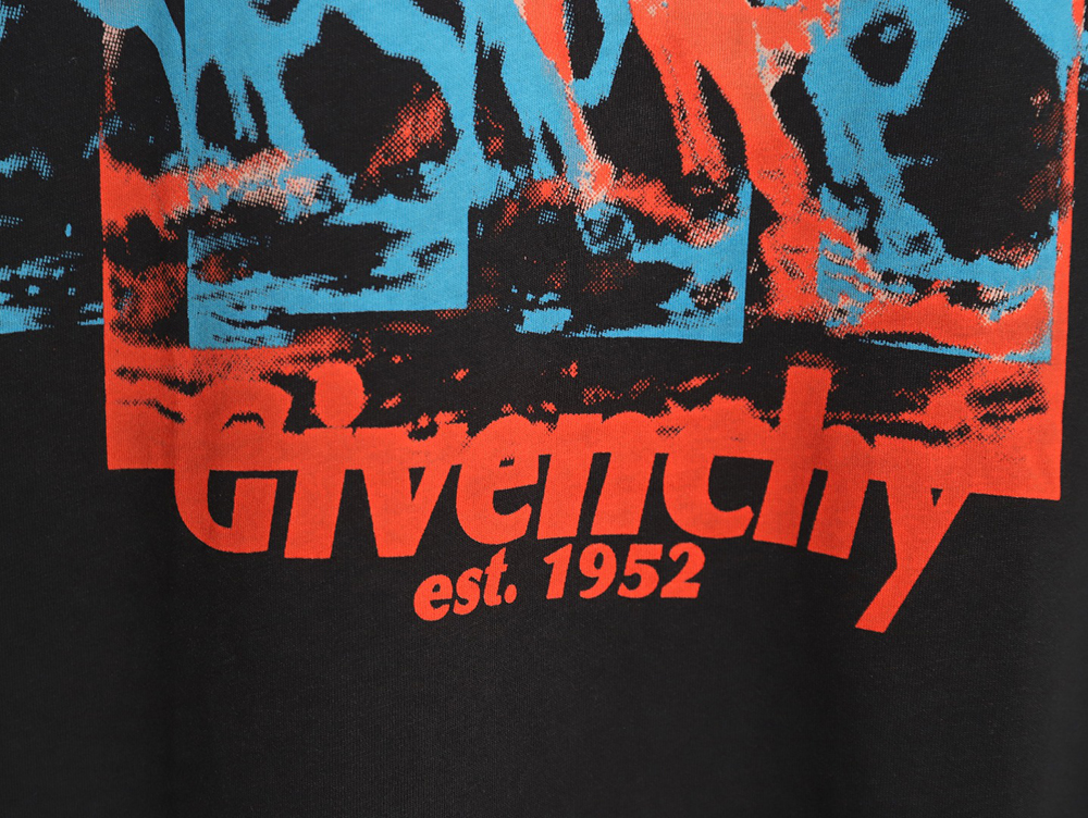 Givenchy 24SS horse print short-sleeved T-shirt TSK1