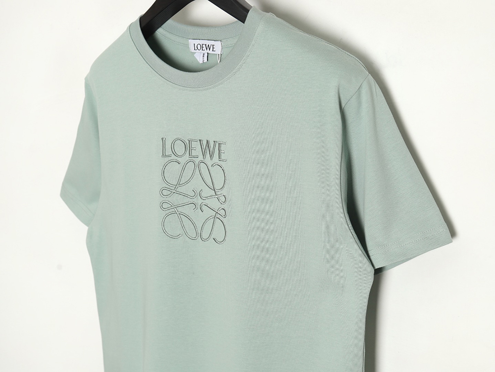 Loewe solid color embroidered large logo T-shirt TSK1