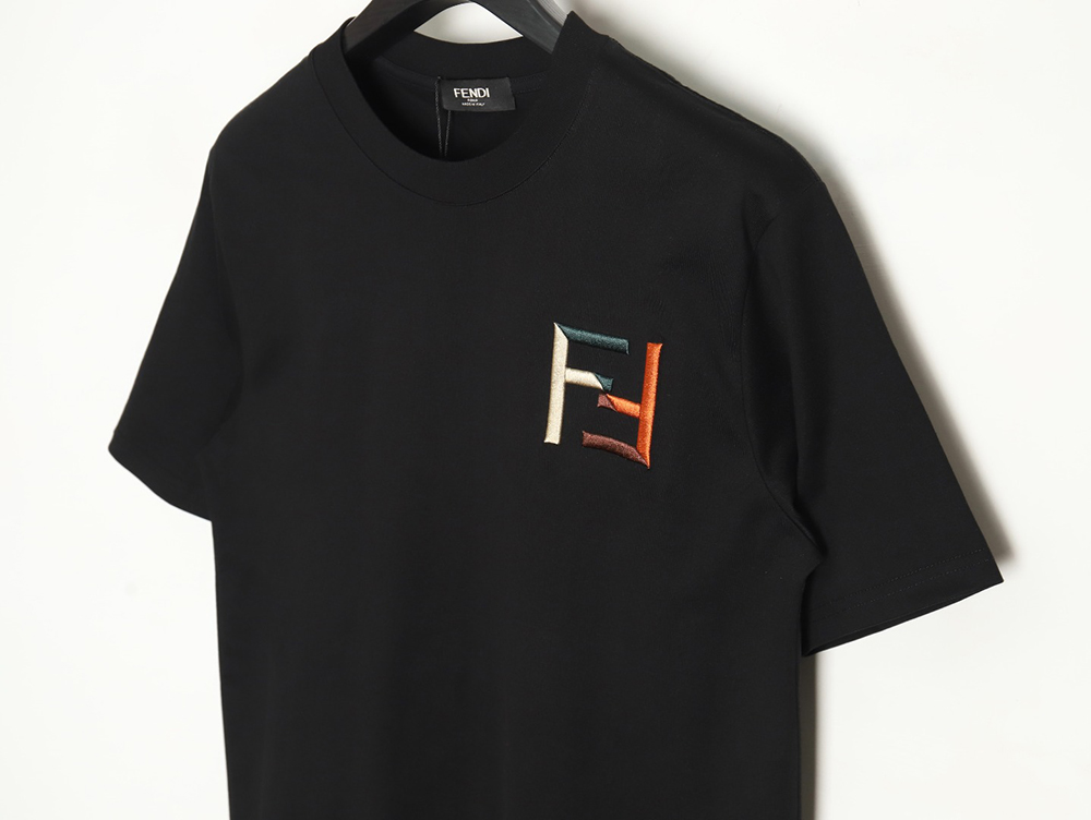 Fendi small logo color matching embroidered short sleeves