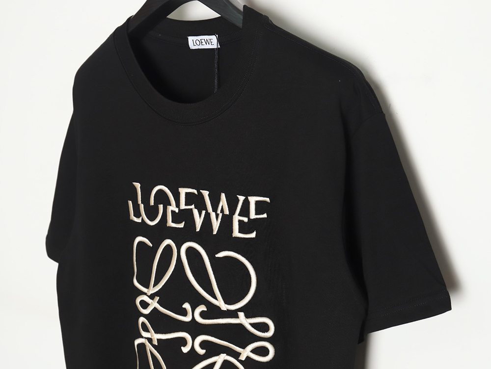 Loewe short sleeves with misplaced letter print