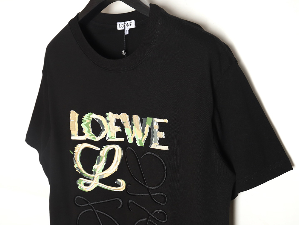 Loewe Anagram Half Hand-Painted Embroidered Short Sleeve T-Shirt TSK1