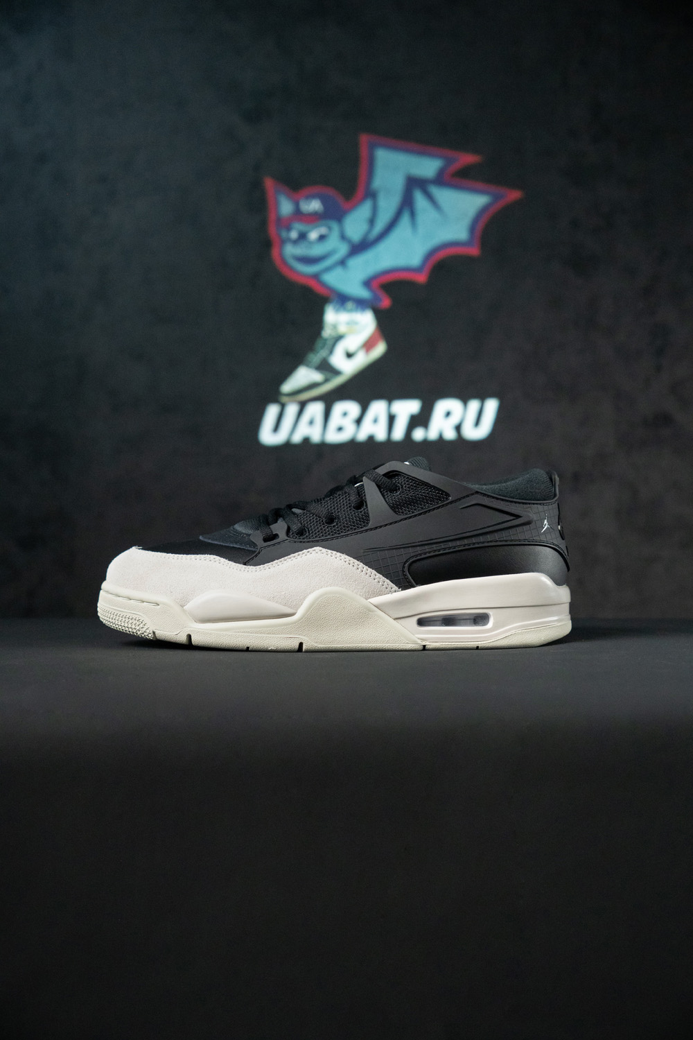 Air Jordan 4 RM 'Black Light Bone'