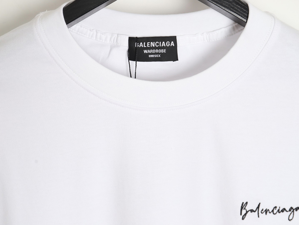 Burberry 24ss signature logo embroidered short sleeve T-shirt TSK1