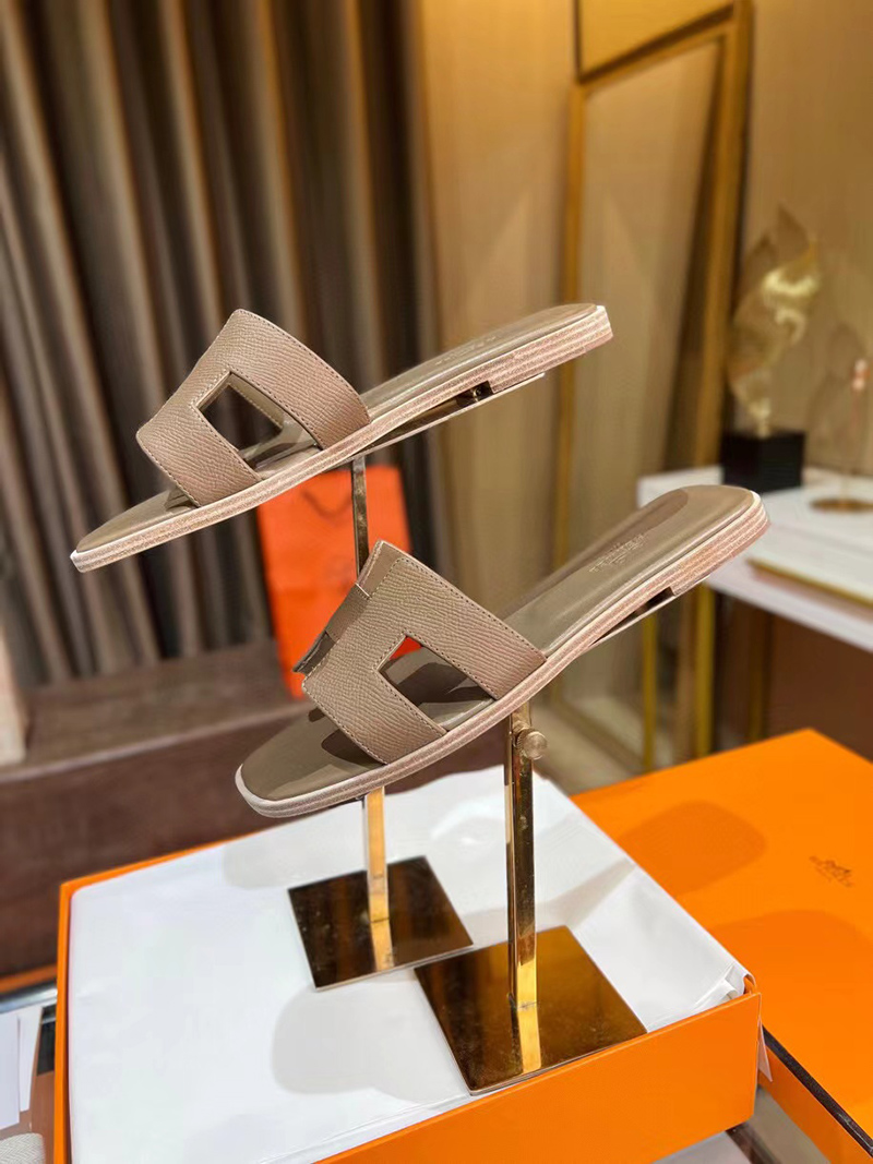Hermes Oran sandal