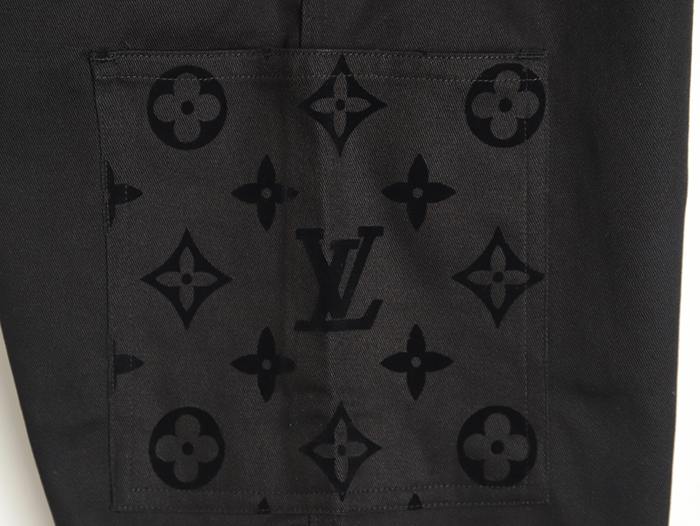 Louis Vuitton Preco drofw monogram flocked shorts