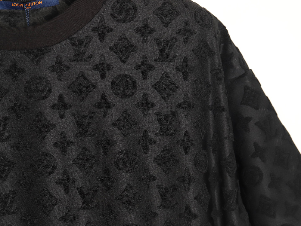 Louis vuitton 24ss full print monogram embossed T-shirt TSK1