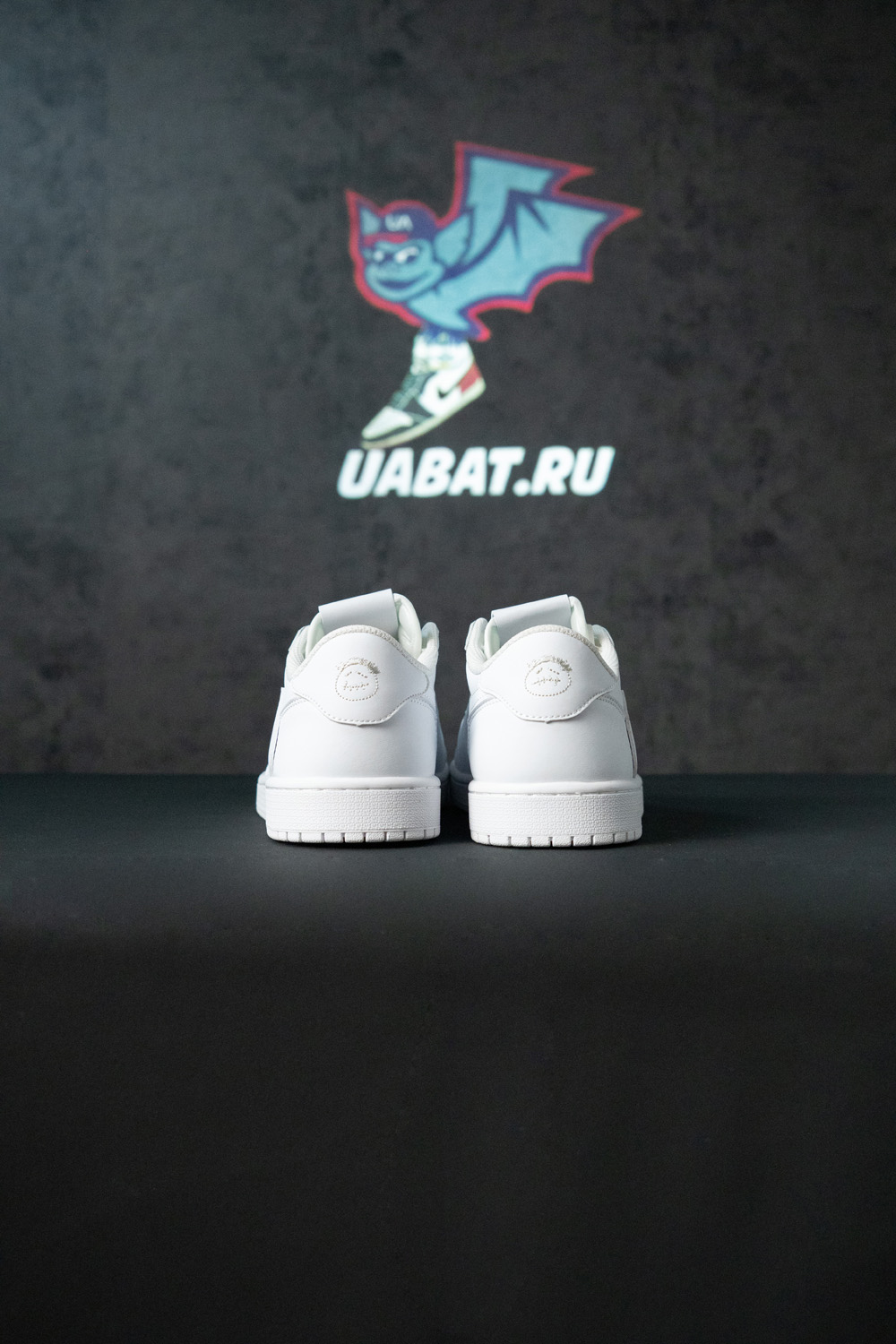 Custom Travis Scott x Air Jordan 1 Low“White Party”