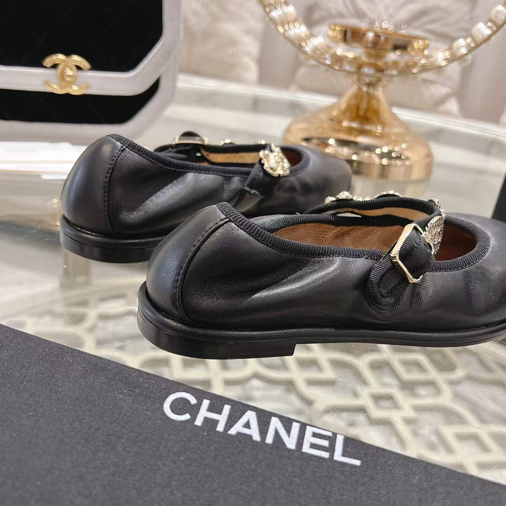 Chanel Mary Janes Lambskin Black