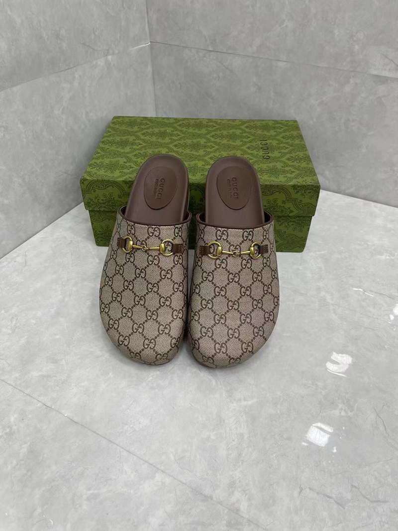 Gucci GG Supreme Horsebit Slippers