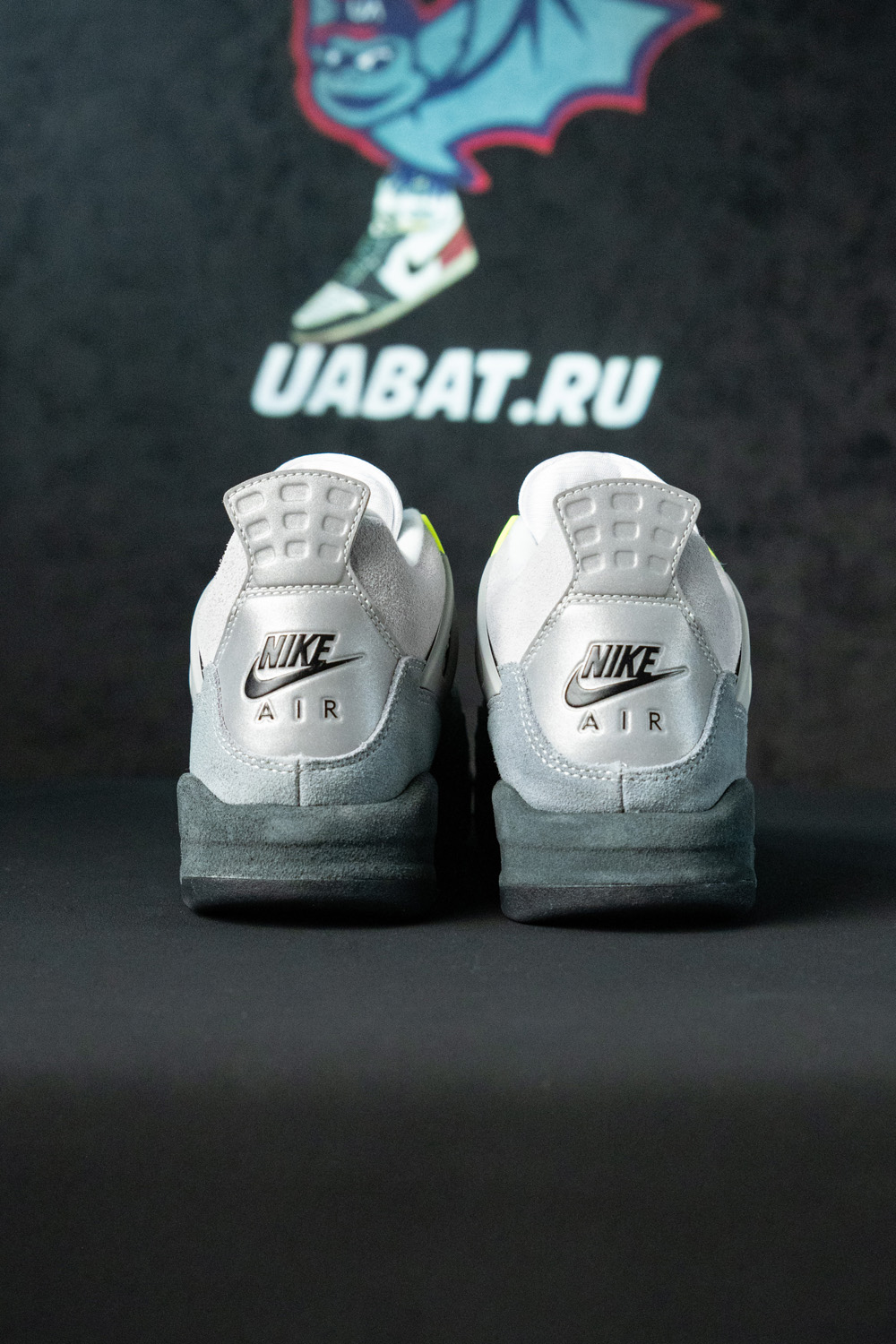 AIR JORDAN 4 RETRO SE 