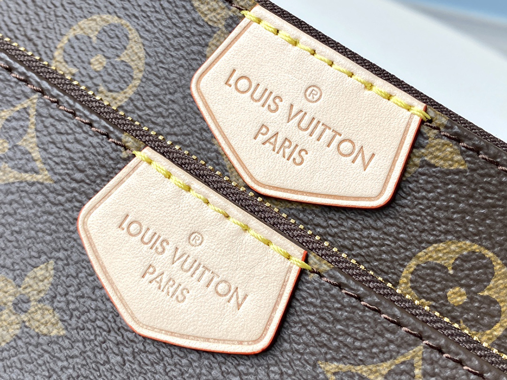 Louis Vuitton Bags M44813 24*16*6cm