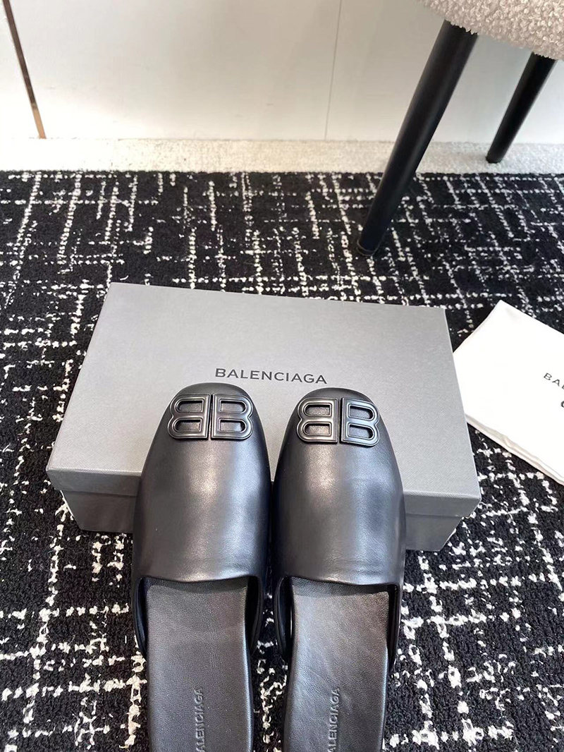 Balenciaga Cosy BB Mule Black