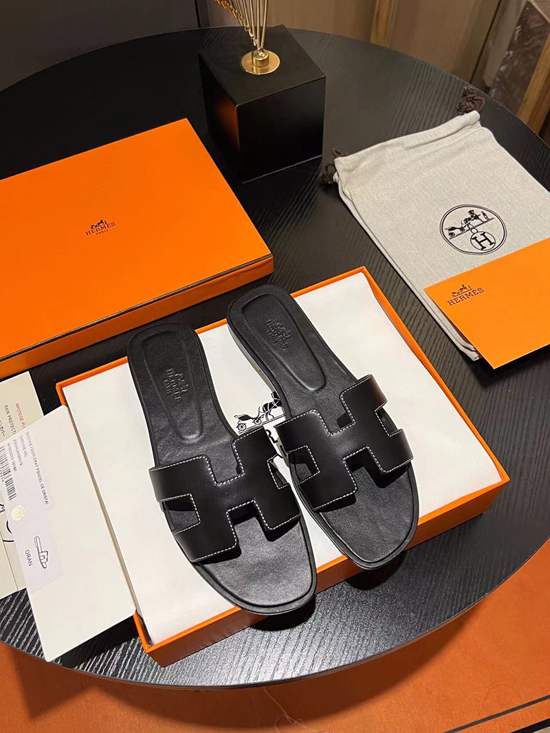Hermes Oran sandal