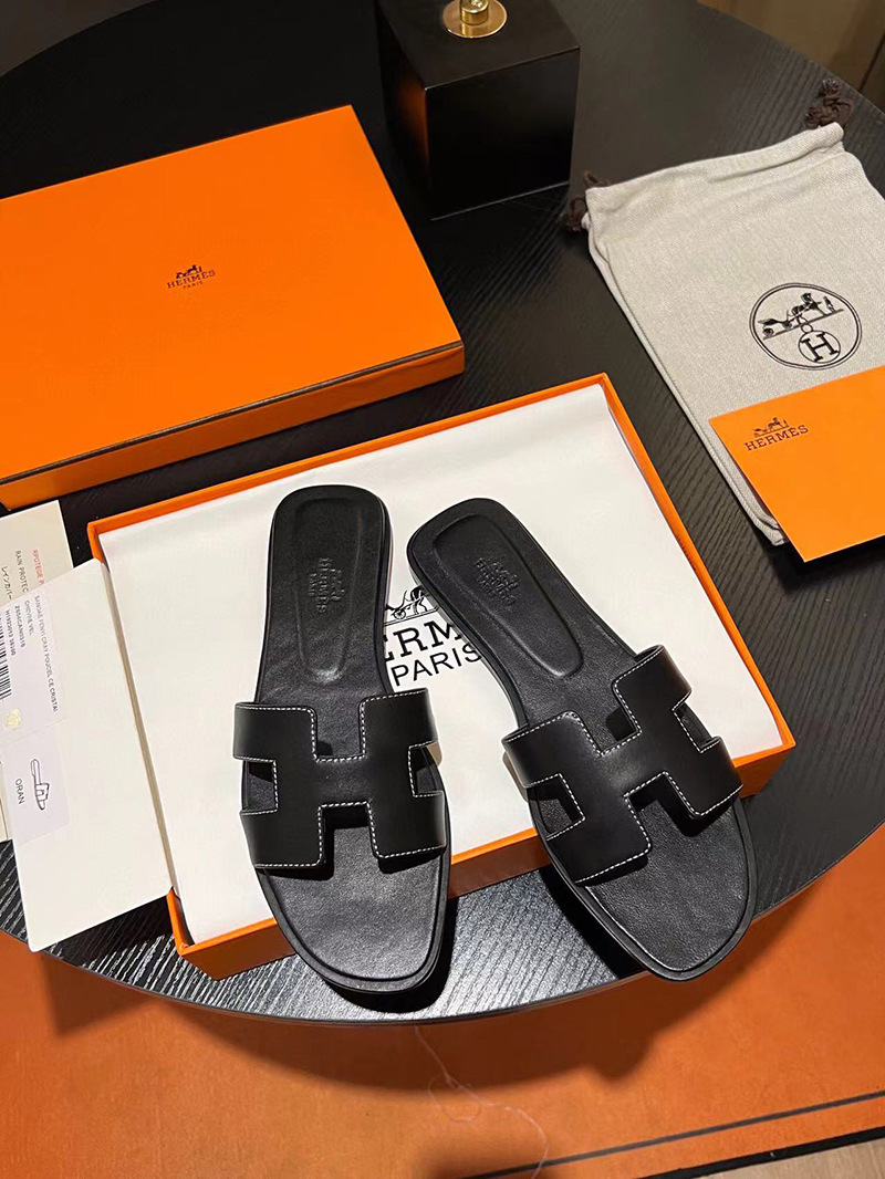 Hermes Oran sandal