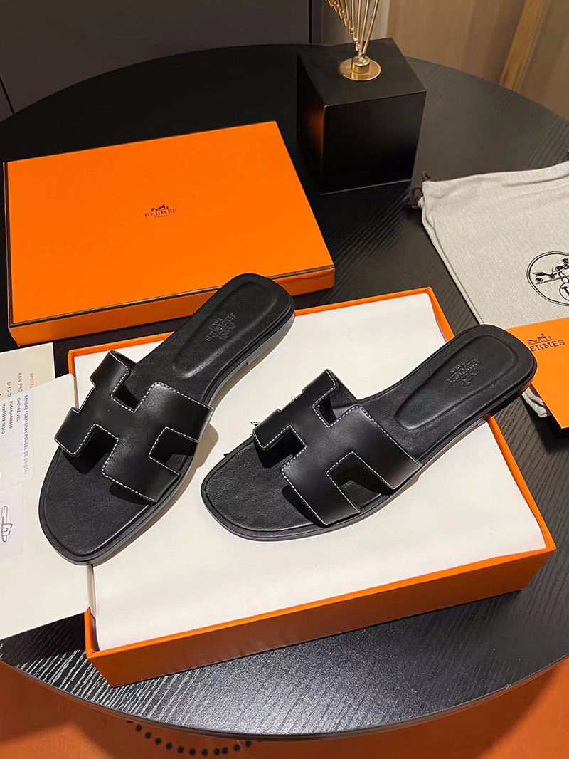 Hermes Oran sandal