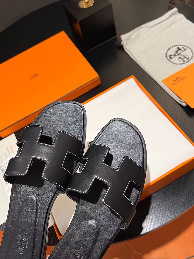 Hermes Oran sandal