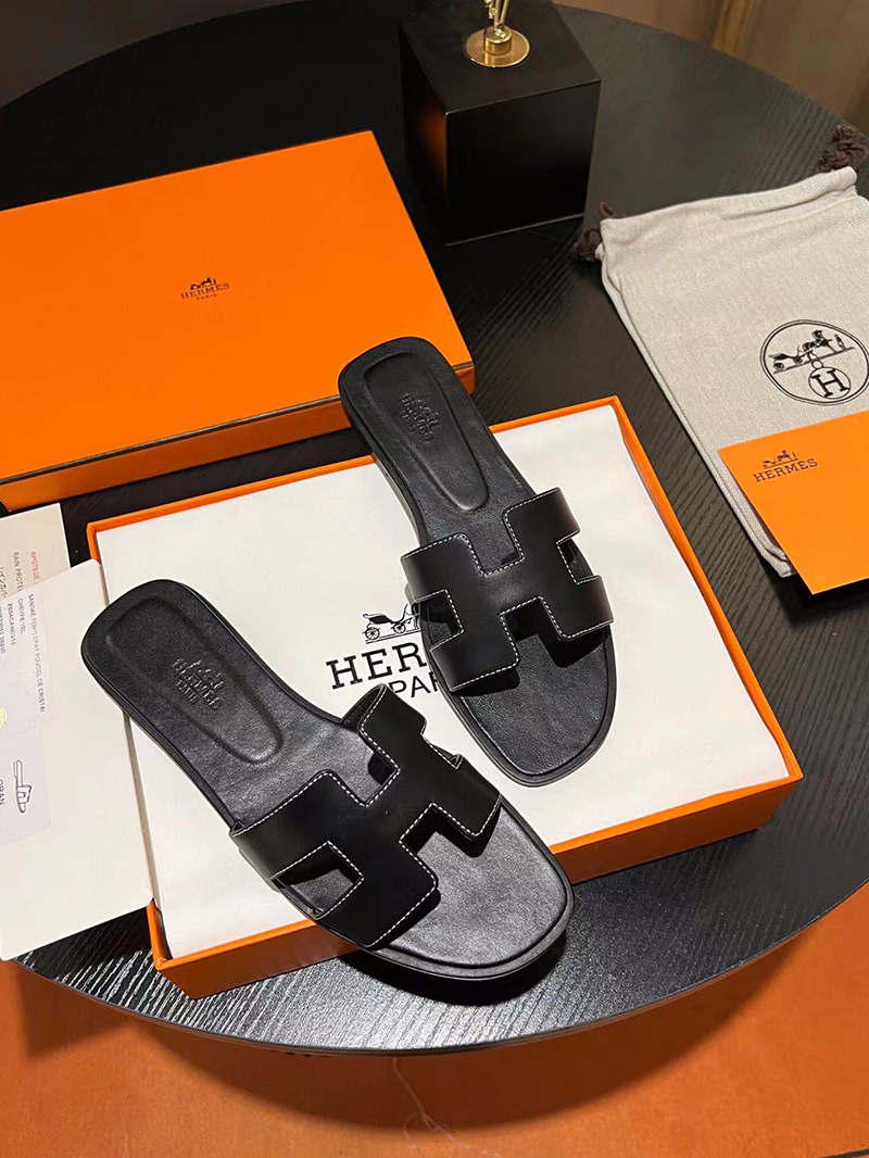 Hermes Oran sandal
