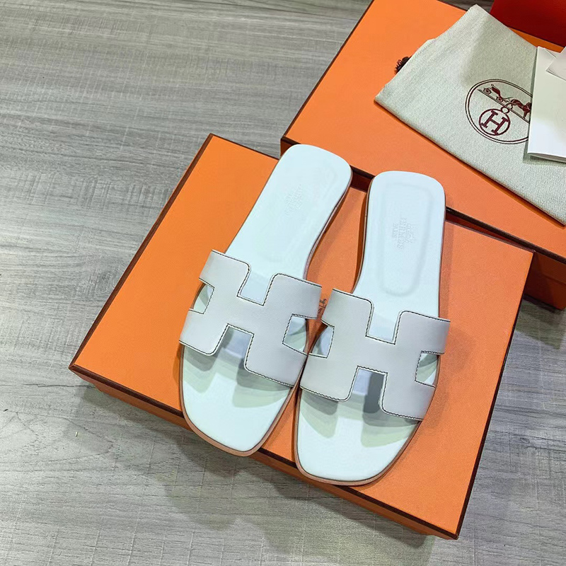 Hermes Oran sandal