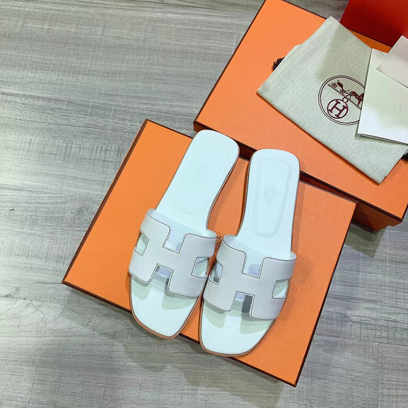 Hermes Oran sandal