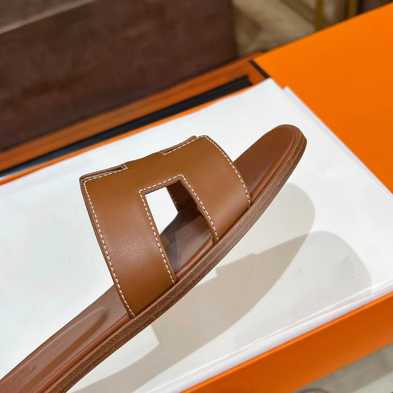 Hermes Oran sandal
