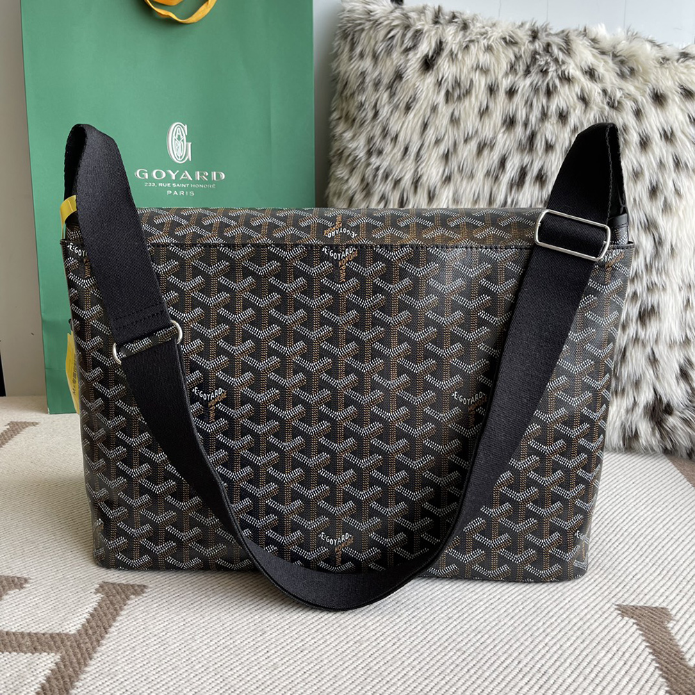 Goyard Capetien MM Messenger Bags 26*13*39cm