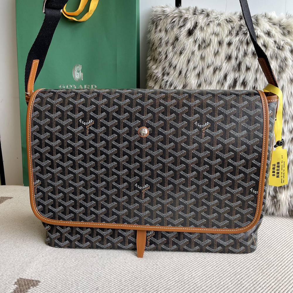 Goyard Capetien MM Messenger Bags 26*13*39cm