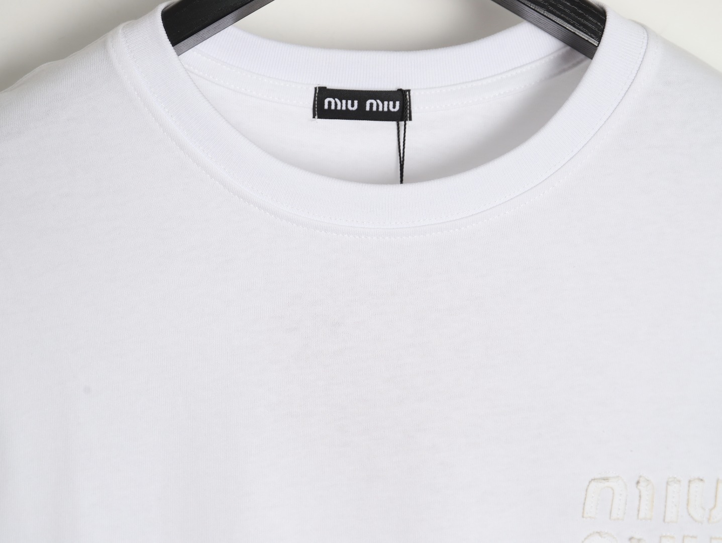 miu miu short-sleeved T-shirt with small logo patch