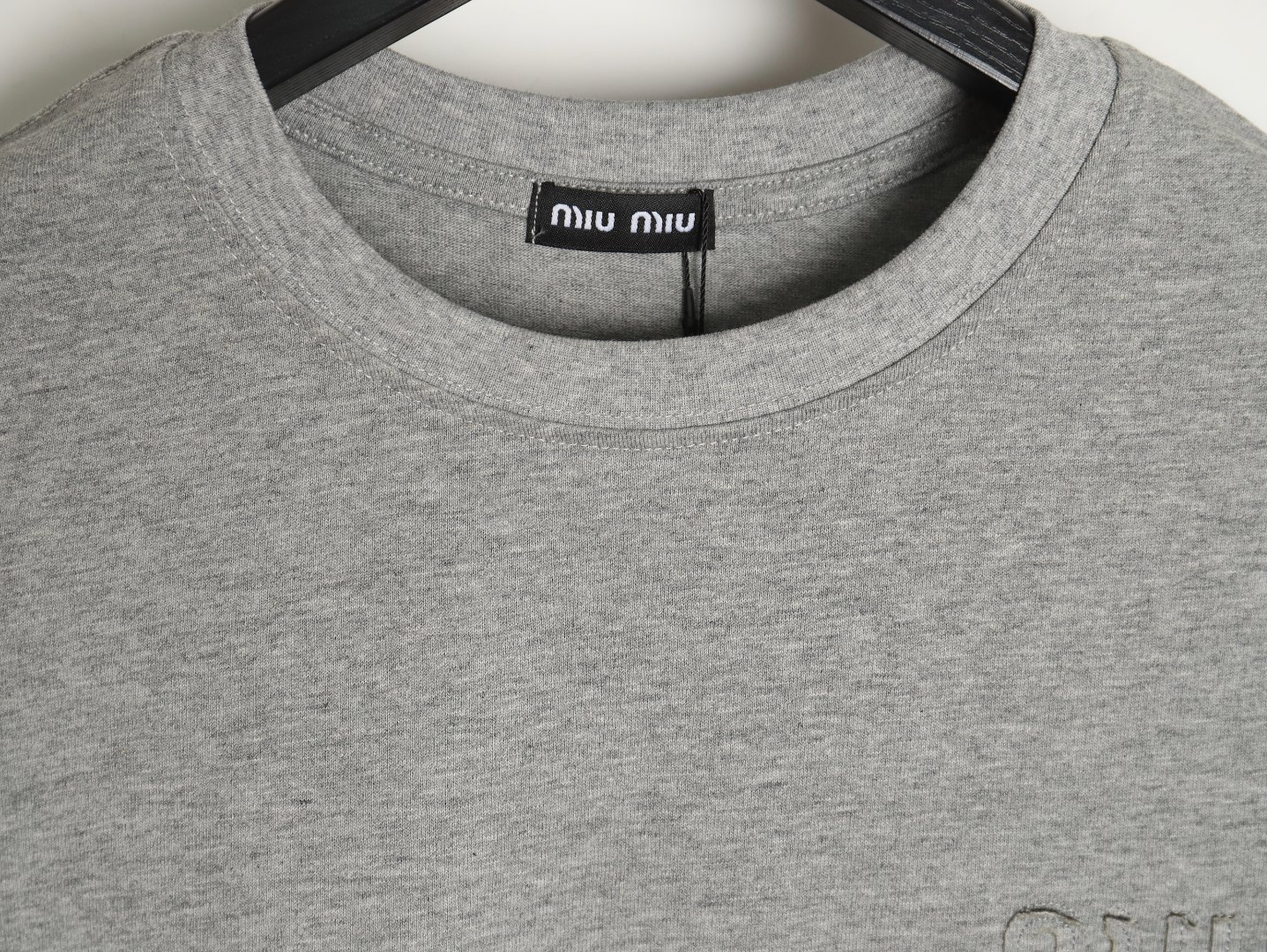 miu miu short-sleeved T-shirt with small logo patch TSK1