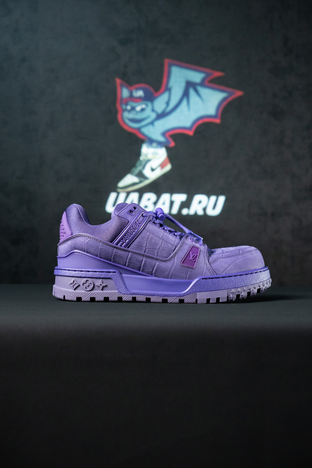 Louis Vuitton Trainer Maxi Sneaker 1ACNLW