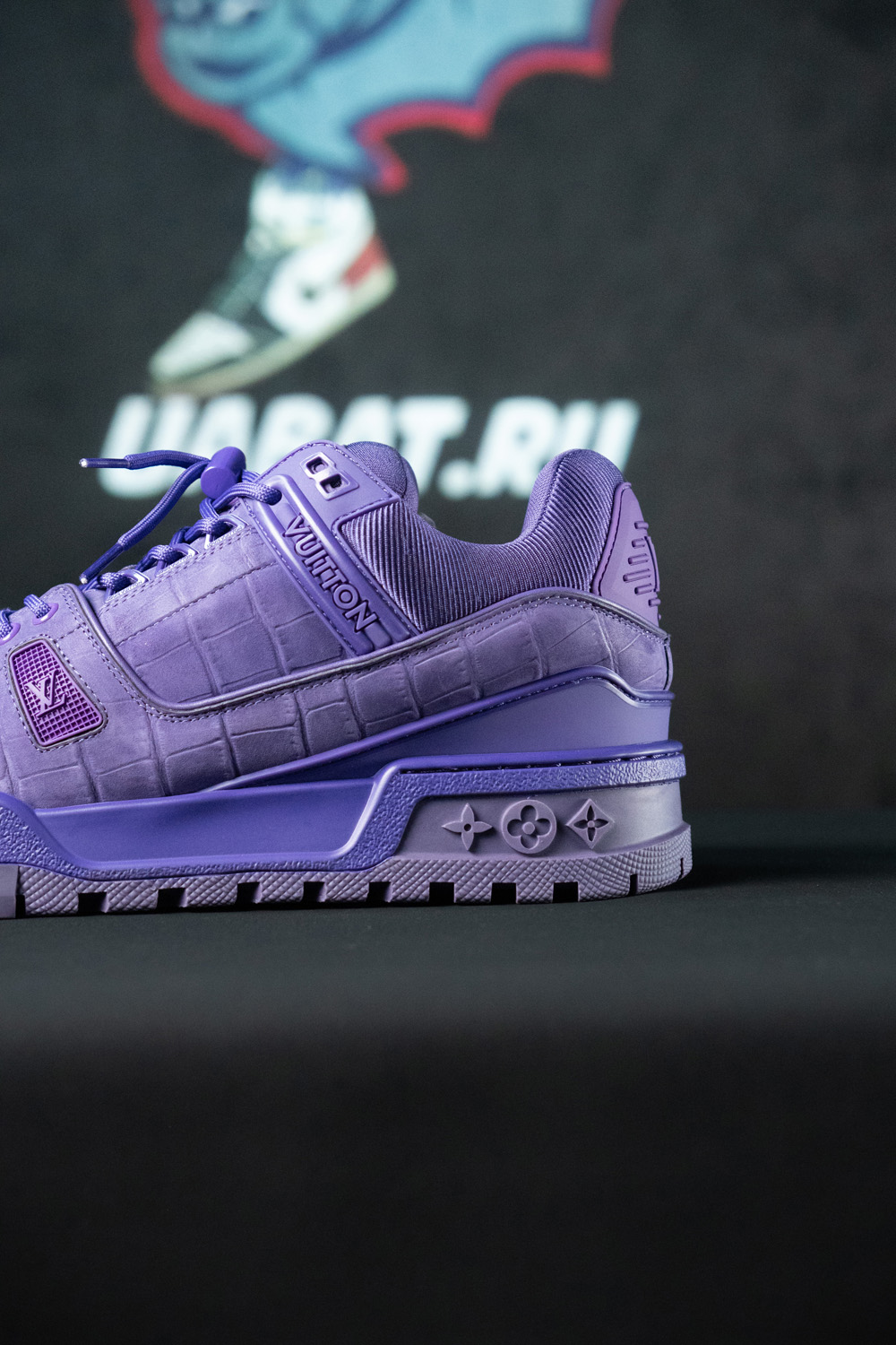 Louis Vuitton Trainer Maxi Sneaker 1ACNLW