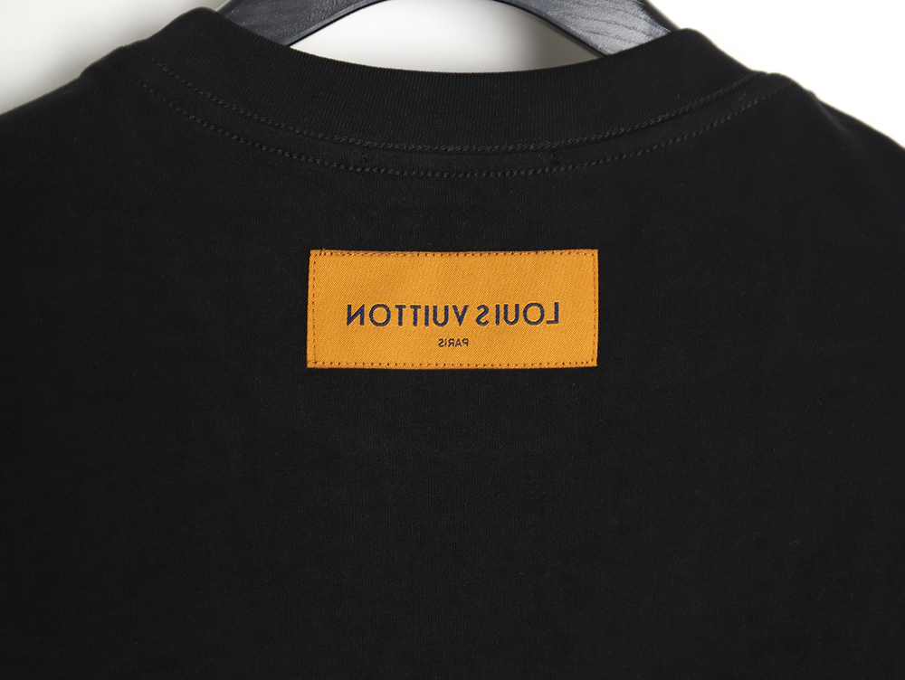 Louis vuitton short-sleeved T-shirt with lettering embroidery TSK1