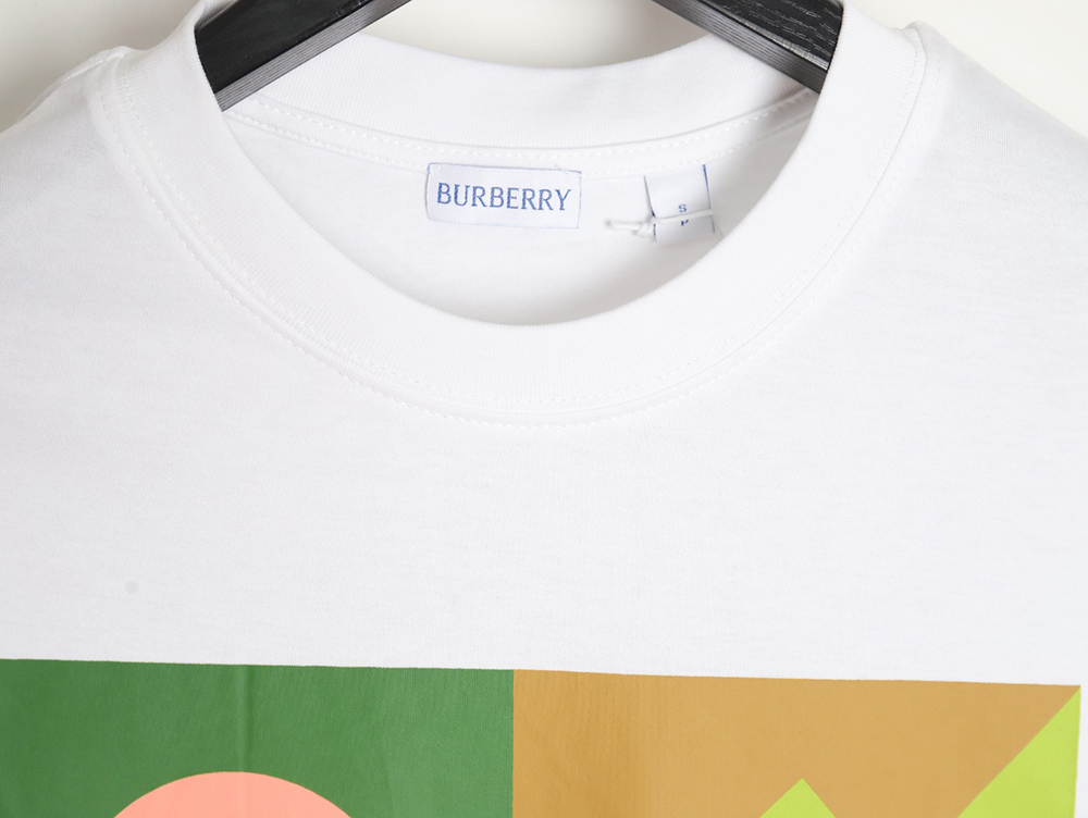 Burberry colorful geometric square knight horse print short sleeve