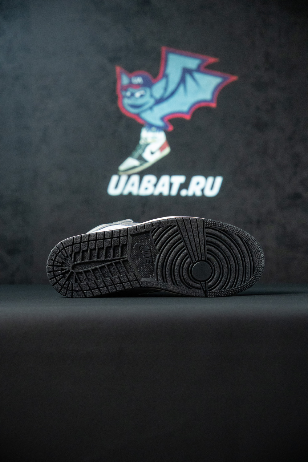 Air Jordan 1 Retro High OG 'Washed Black'