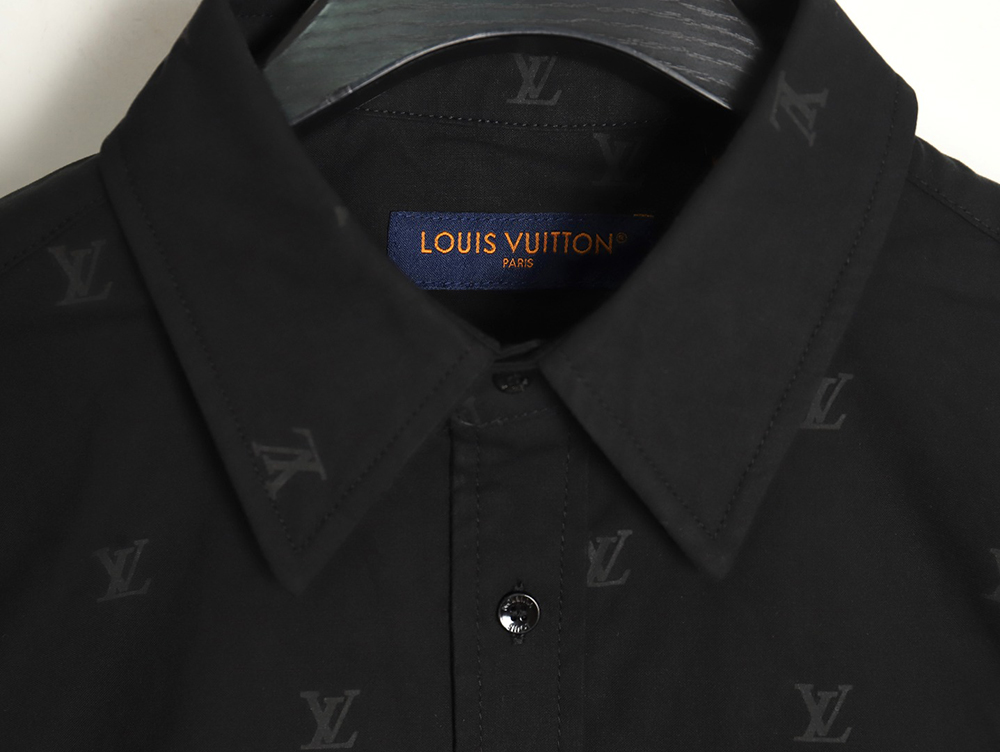 Louis Vuitton all over logo print shirt TSK1