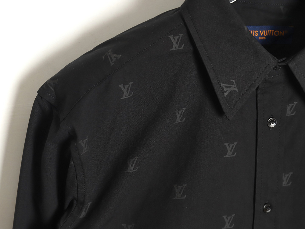 Louis Vuitton all over logo print shirt TSK1