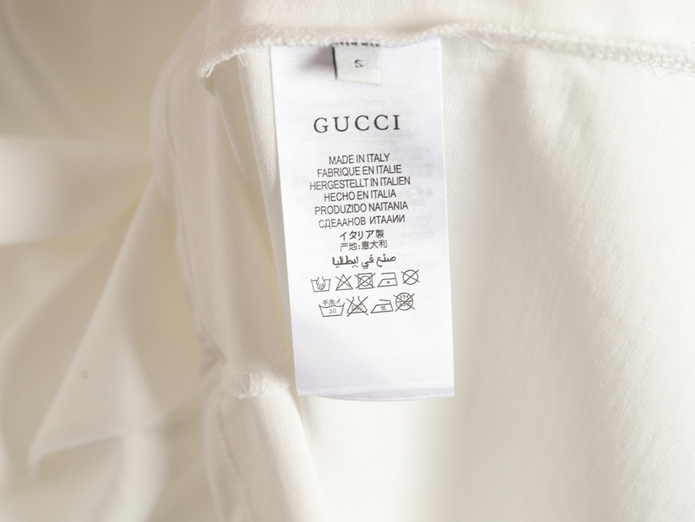 Gucci signature embroidered lettering short sleeve