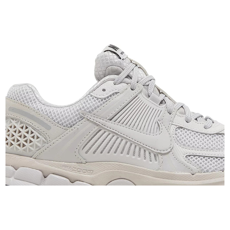 Air Zoom Vomero 5 'White Vast Grey'