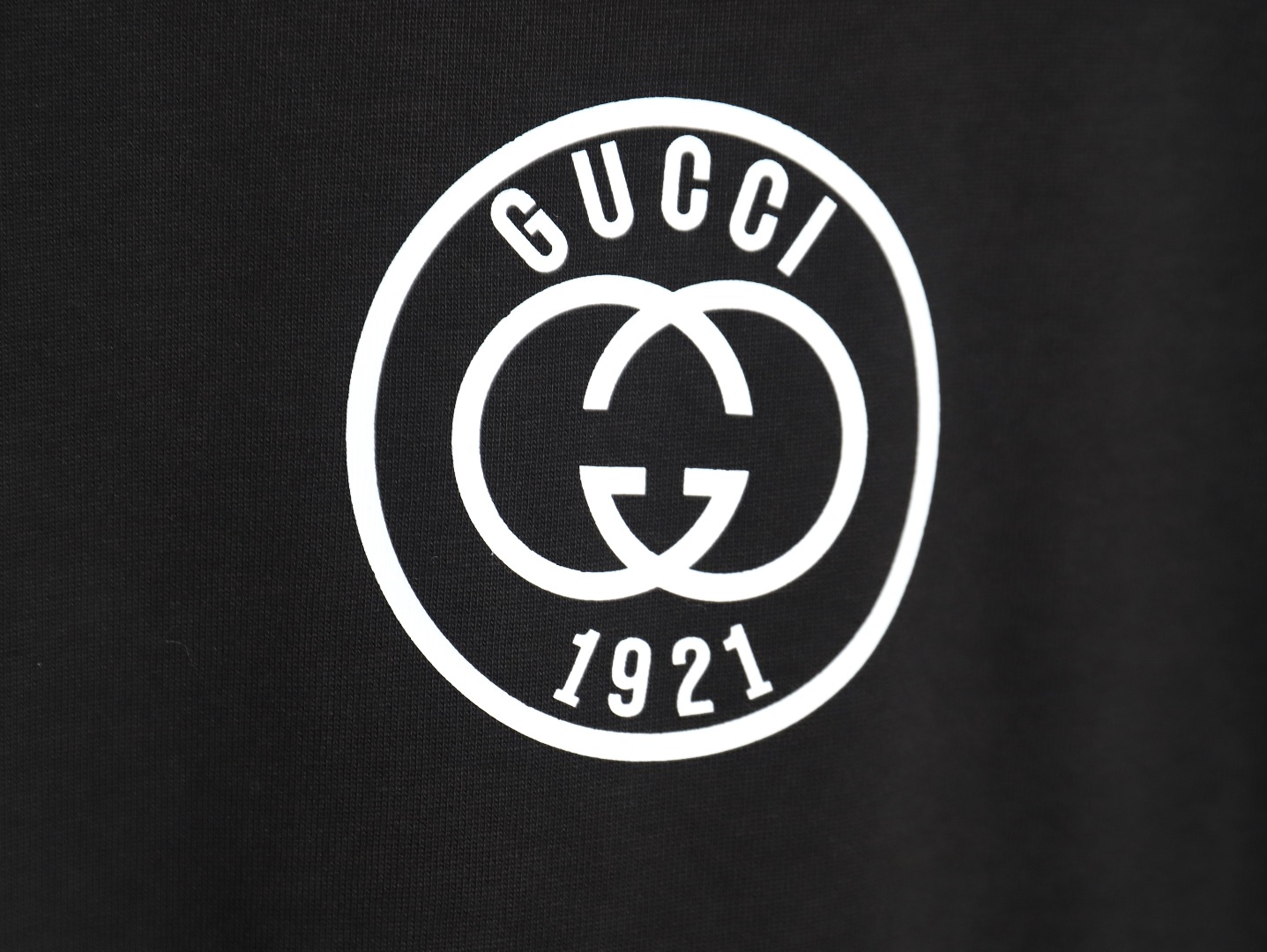 Gucci Circle Short Sleeve T-Shirt TSK1