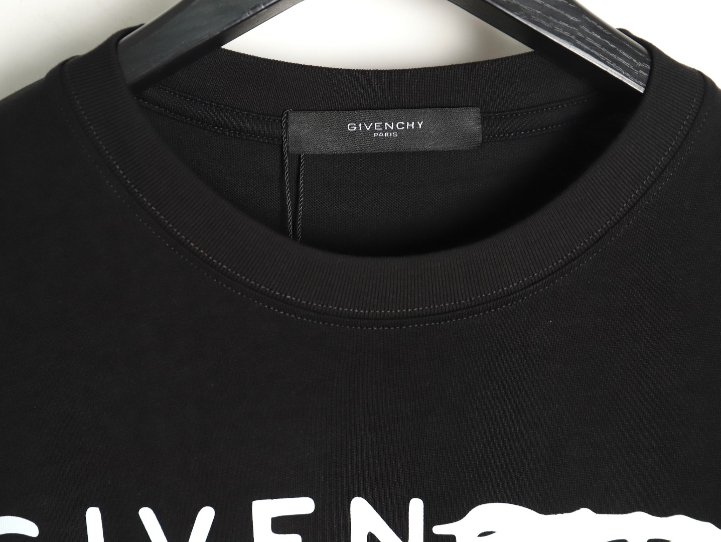 Givenchy altered lettering short-sleeved T-shirt TSK1