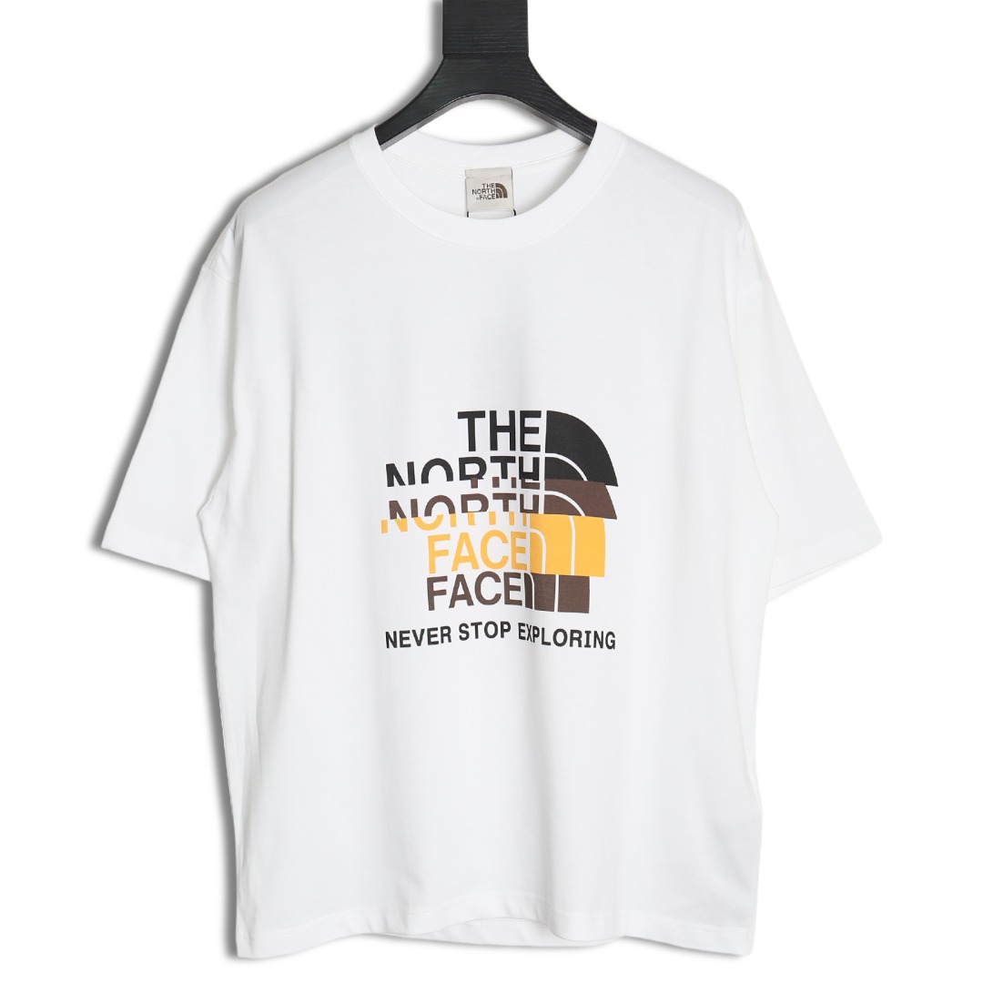 The North Face colorblocked letter couple print short sleeves