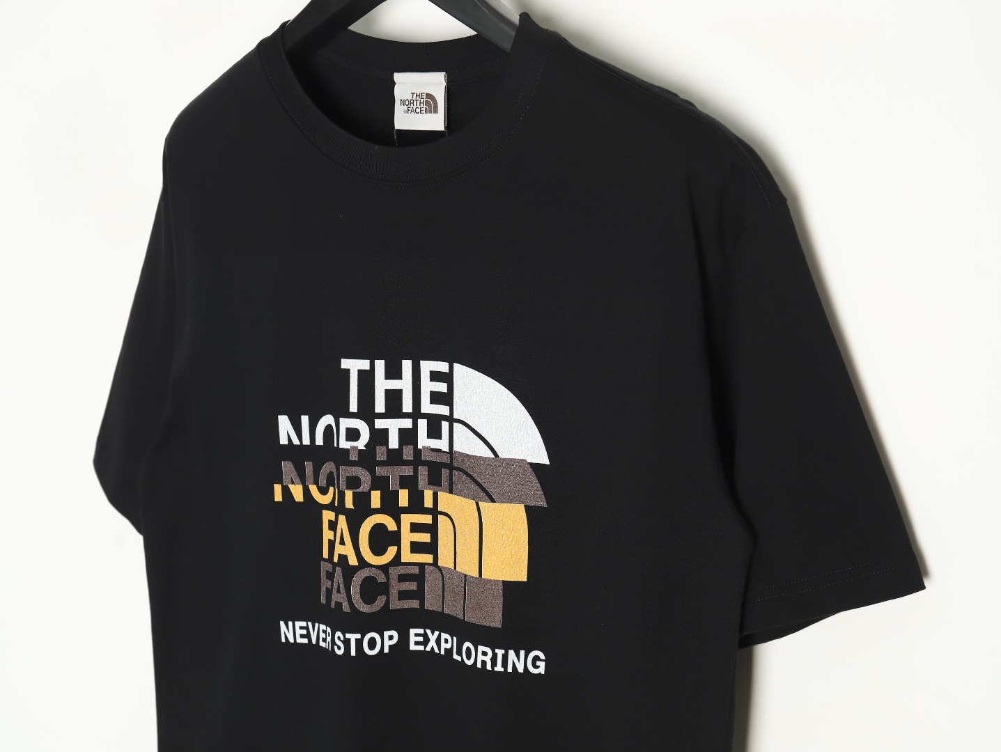 The North Face colorblocked letter couple print short sleeves TSK2