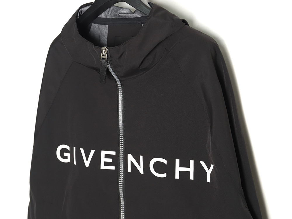 Givenchy Logo Zip-up Hooded Jacket TSK1