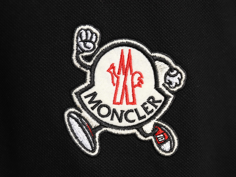 Moncler running man embroidered badge short sleeve polo shirt TSK1