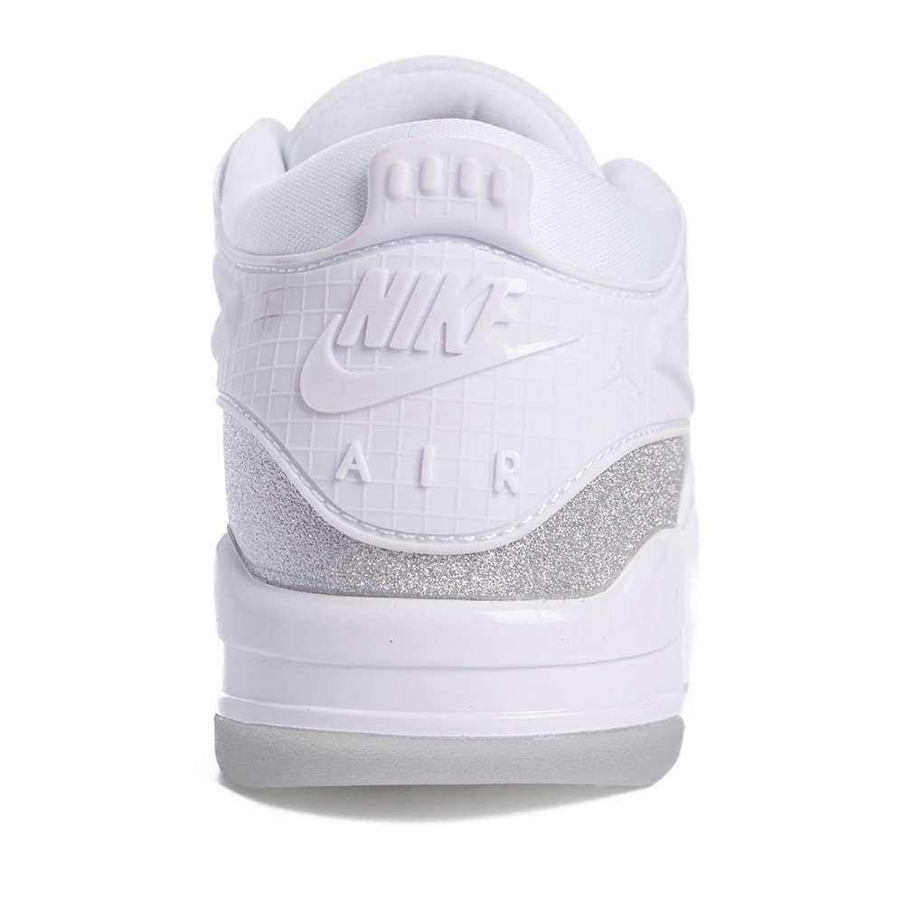 Air Jordan 4 RM “White/Metallic Silver”