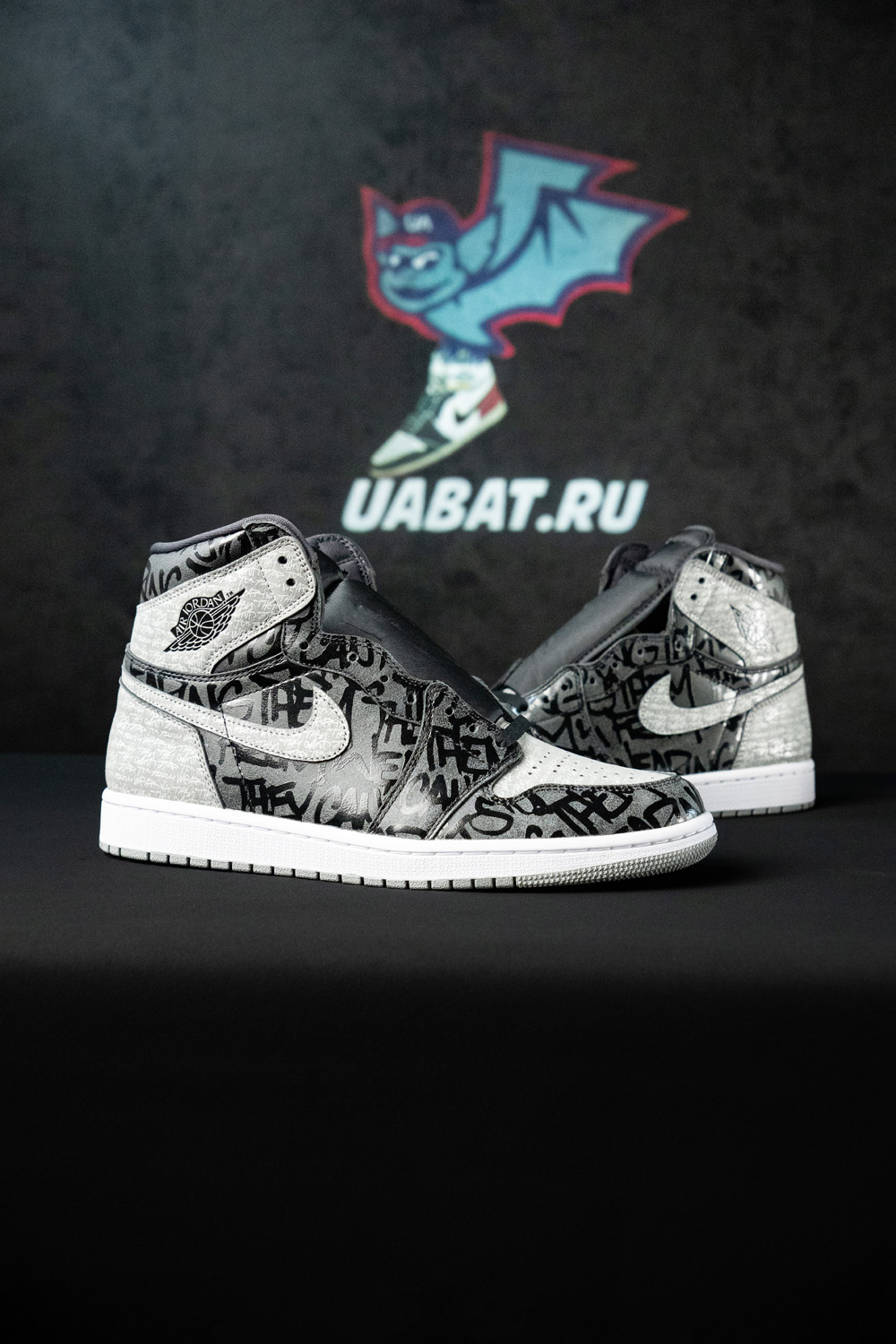AIR JORDAN 1 HIGH OG 