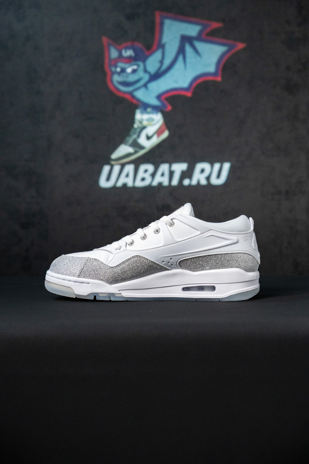 Air Jordan 4 RM “White/Metallic Silver”