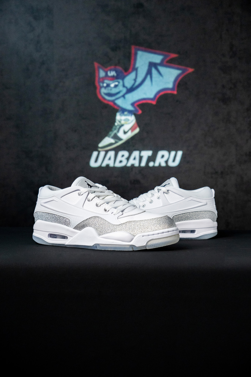 Air Jordan 4 RM “White/Metallic Silver”