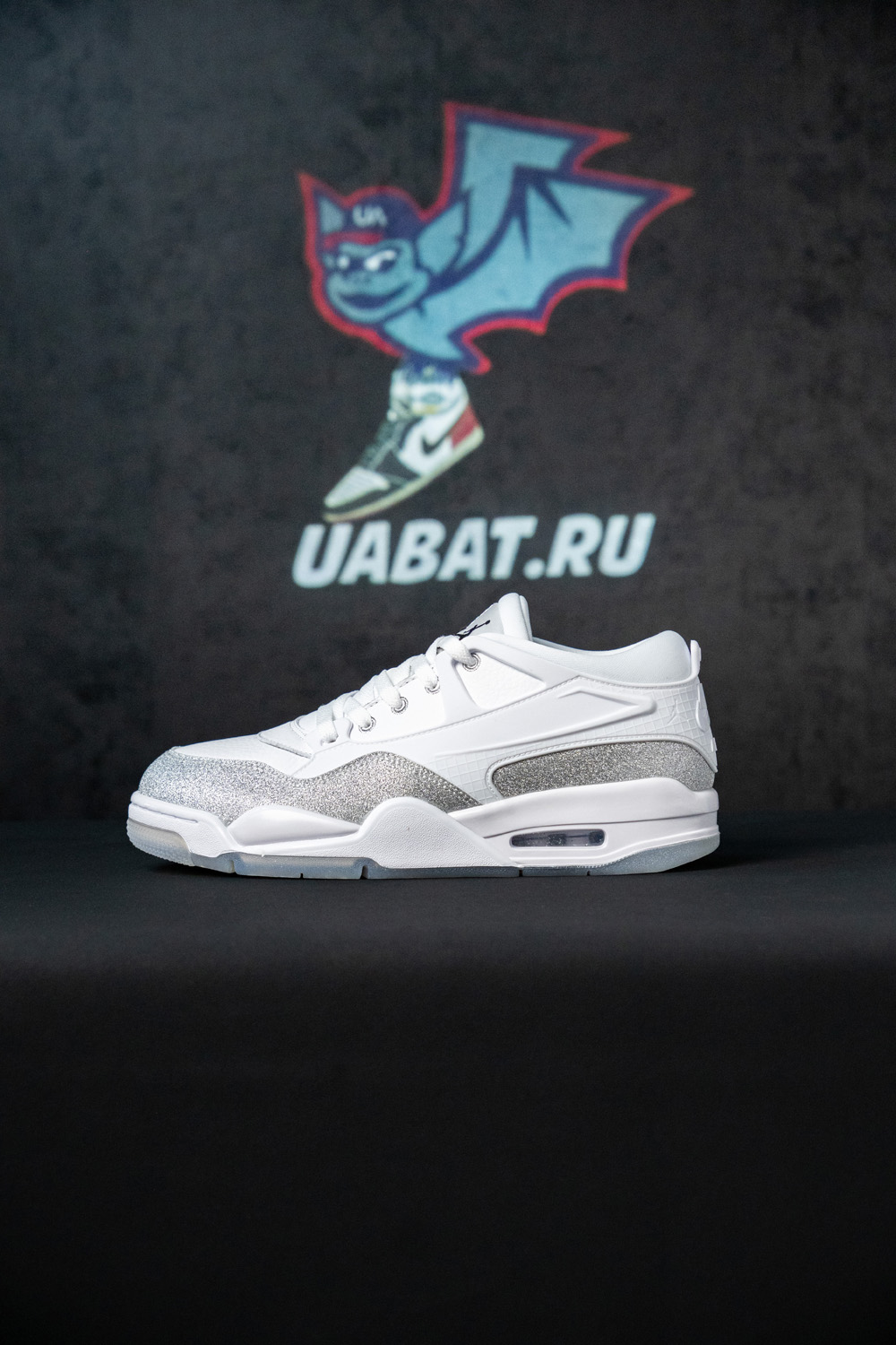 Air Jordan 4 RM “White/Metallic Silver”