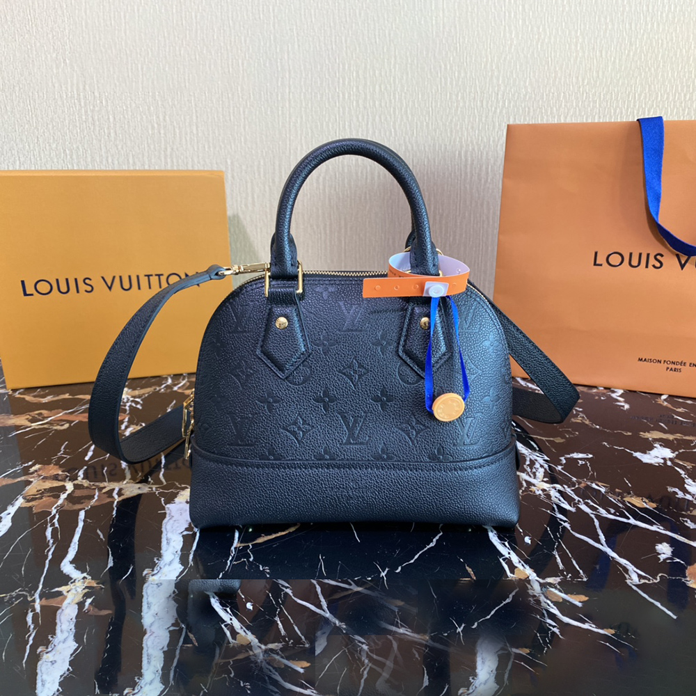 Louis Vuitton Bags M44829 25*18*12cm