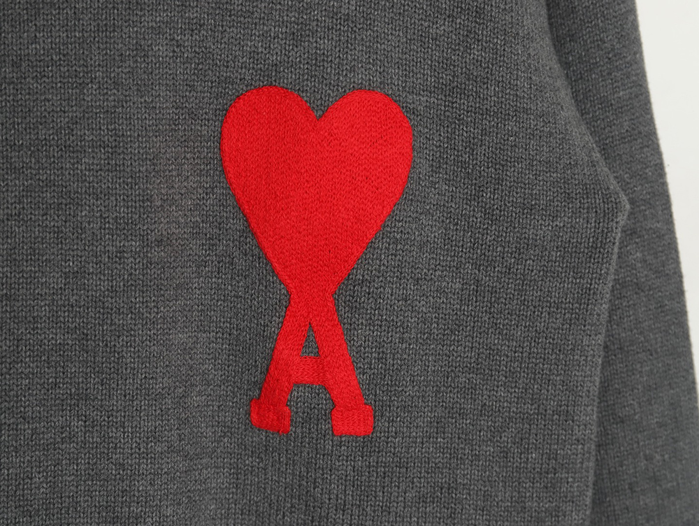 AMI PARIS Heart embroidered crew neck sweater TSK1